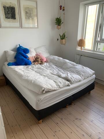 Hyggelig familiebolig i KBH m.altan og tagterrasse gallery image 3