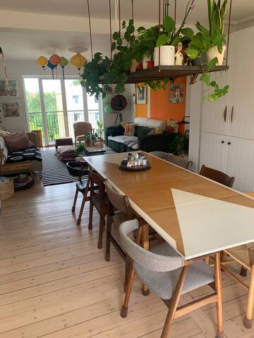 Hyggelig familiebolig i KBH m.altan og tagterrasse gallery image 2