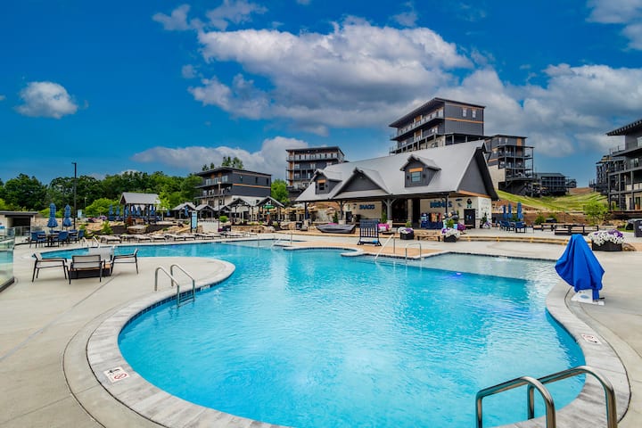 5br Cabin - Near Dollywood - Waterpark - Sleeps 18 - Sevierville, TN