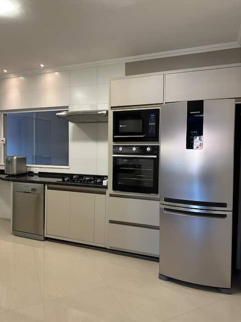 Gray House Aparecida