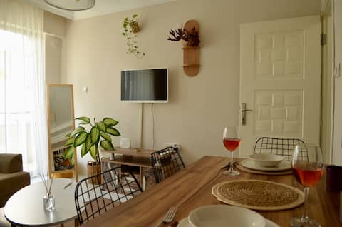 2 minutes to the sea, 1+1 in a central location