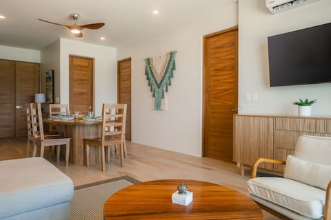 Popular Airbnb listing: "Playa Sur Paradise"~ Beachfront Living ~ in Crucecita