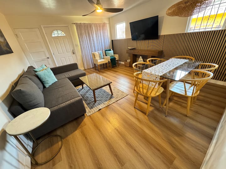 Cozy San Diego Home - San Diego, CA