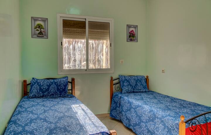 საძინებელი 1