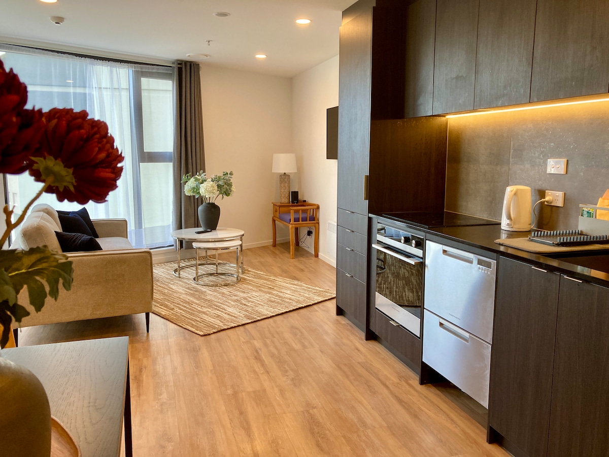 Top Airbnb: 2 bedroom 2 bathroom apartment with free parking. in Auckland City Centre
