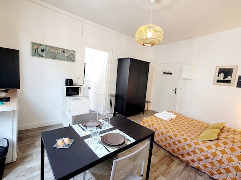 Propriété Airbnb réussie: Bright apartment, hyper-central, near the market à La Rochelle
