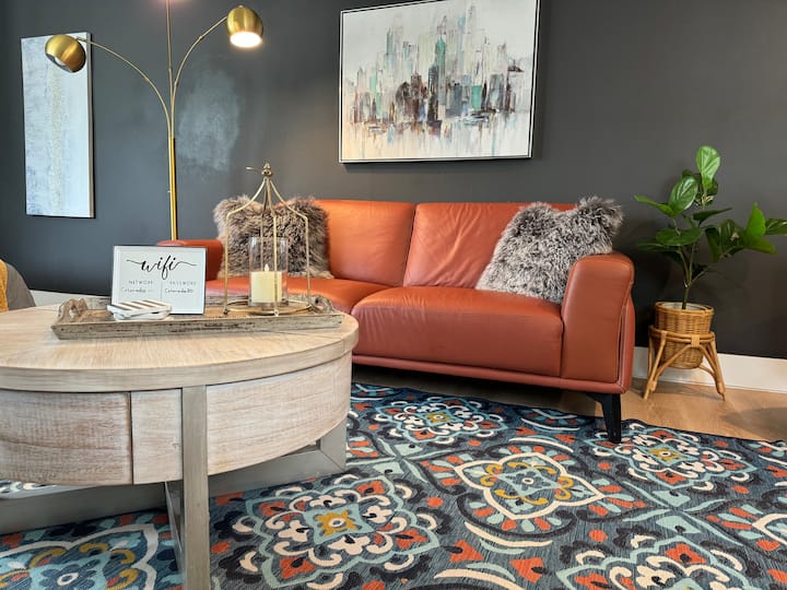 2 Beds-apartment Near Colleges - 수폴스
