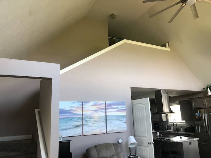 מדרגות ללופט וחדר שינה 2.