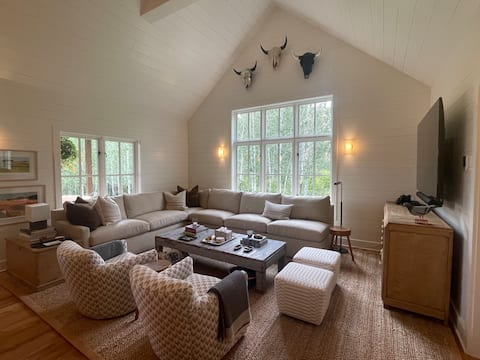 Modern Ranch Guest House