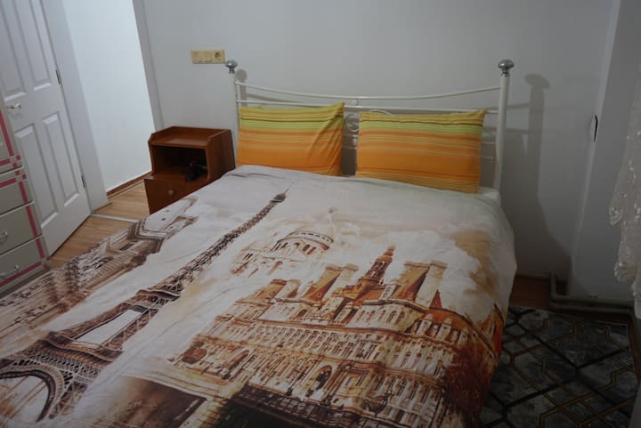 Master Bedroom Visco Bed