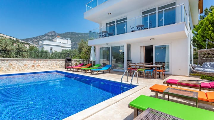 Kalkan 4 Bedroom Villa 1106 - Kalkan