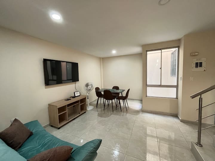 Moderna Casa Con Parqueadero Y Excelente Ubicación - Barranquilla