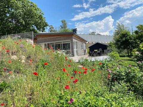 Top performing Airbnb: Beachfront guesthouse in top condition in Ängelholm