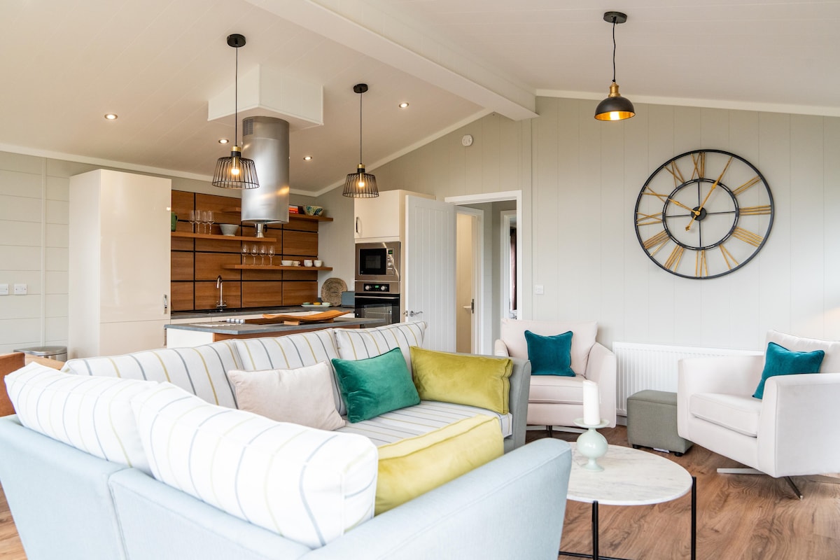 Popular Airbnb listing: Norfolk Coastal Escape in Burnham Market