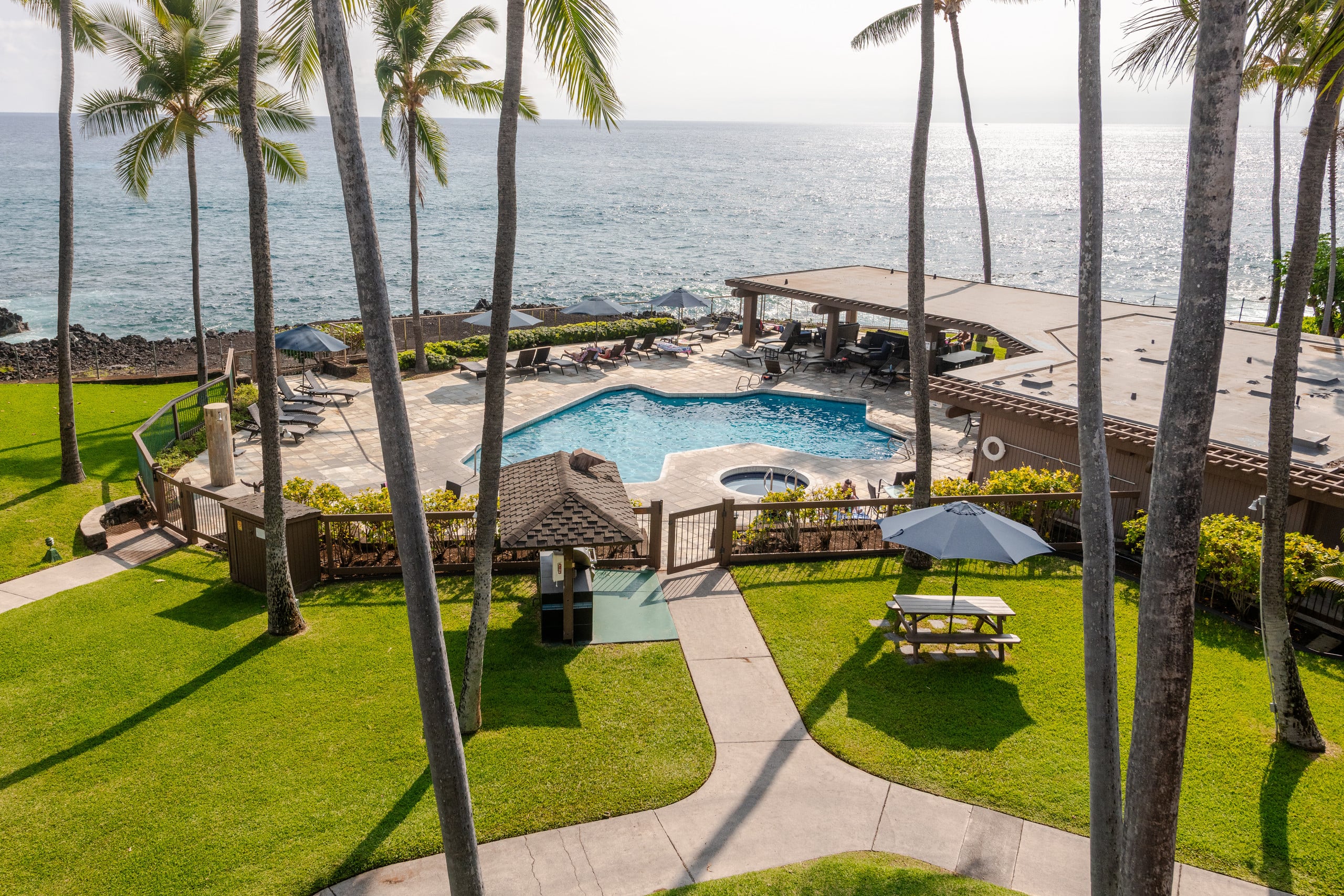 Condo in Kailua-Kona · ★4.98 · 1 bedroom · 3 beds · 2 baths - Image 52