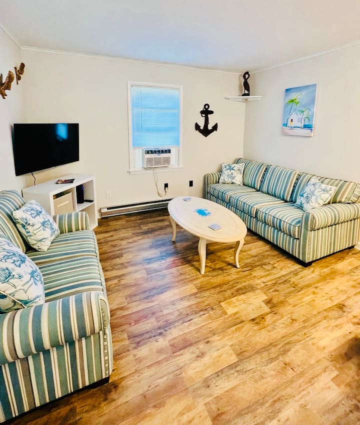 The Nor’easter | Coastal Cabin-water View + Sunset - Chincoteague, VA