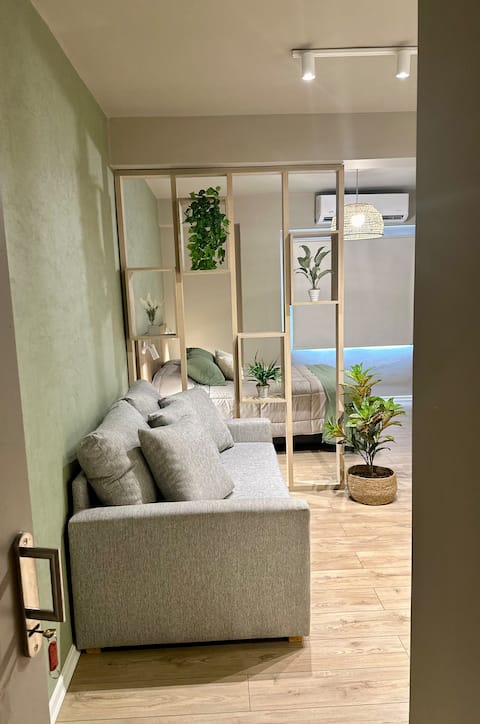 Anuncio de Airbnb popular: Unbeatable location en Departamento Capital