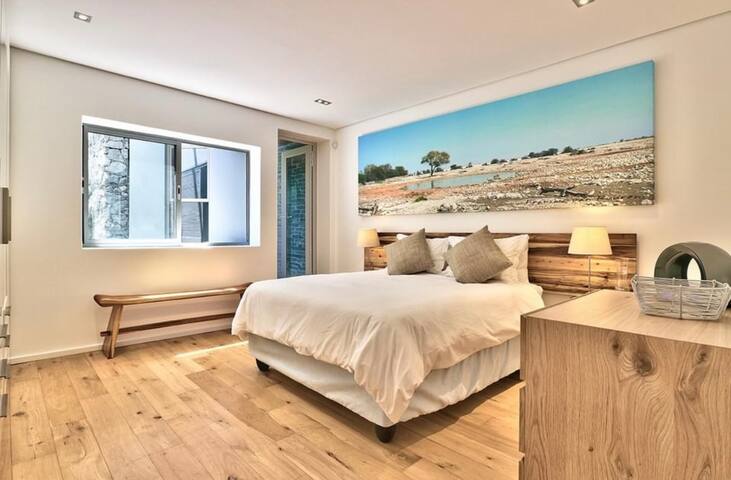 Amber place luxury apartment gallery image 2