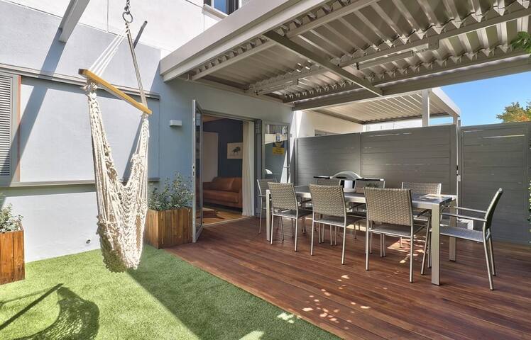 Amber place luxury apartment gallery image 5