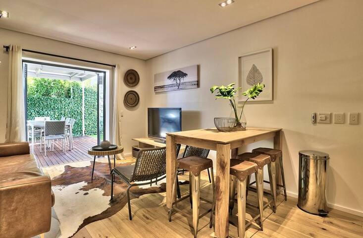 Amber place luxury apartment gallery image 4