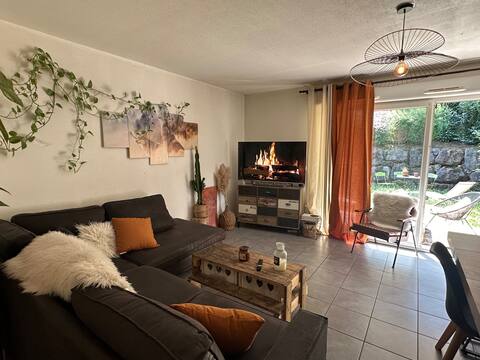 Cocoon in the countryside, near Annecy