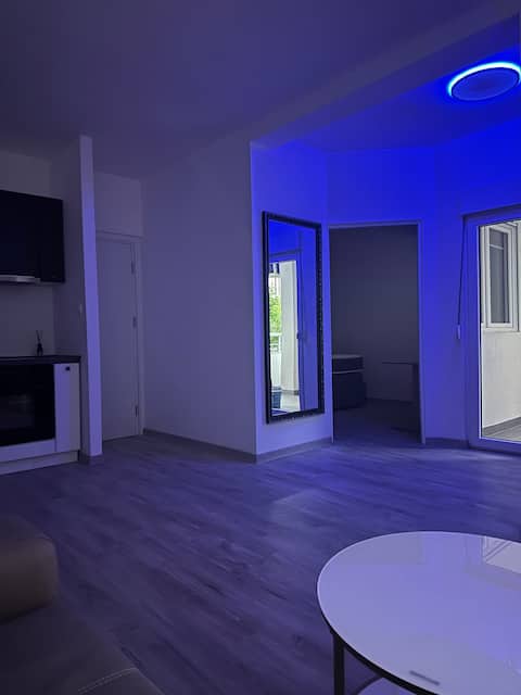 Popular Airbnb listing: Lux Apartment Budva Dubovica in Dubovica