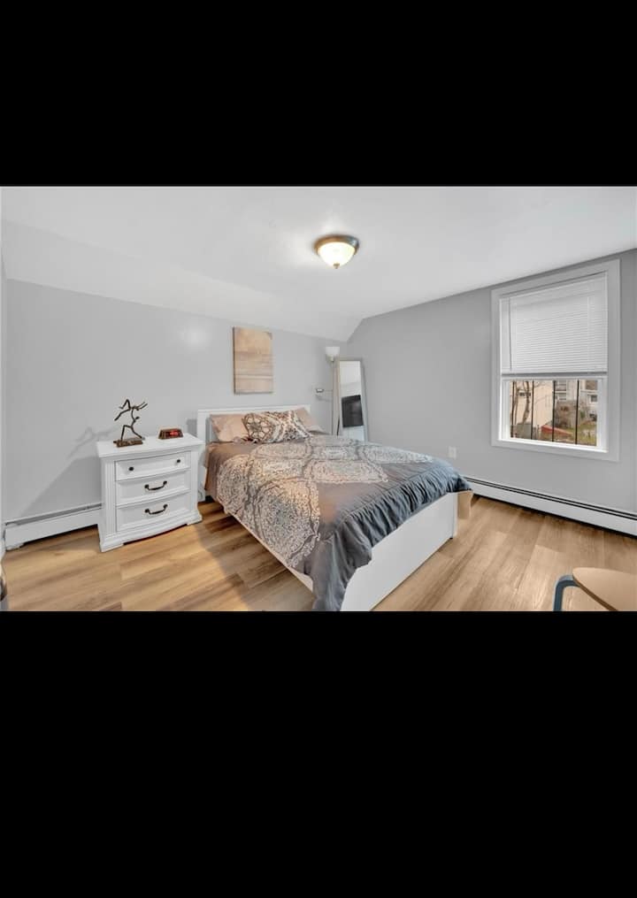 غرفة النوم 1