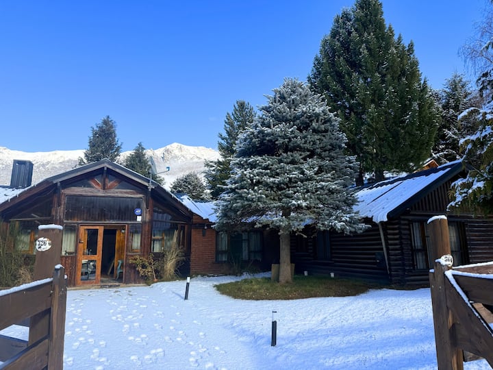 Renovated cabin in Catedral, ideal for groups or families.