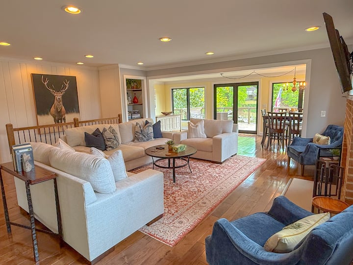 Barefoot Oasis (Waterfront + Pet Friendly) - Belmont, NC