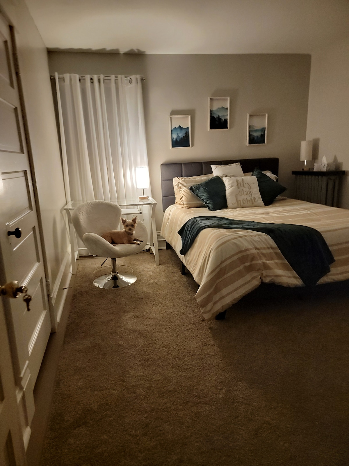 Сейди Мей харесва това място и мисли, че и вие ще го харесате. LOL