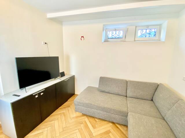 [Palazzo a 10 minuti dal centro]17 posti letto gallery image 5