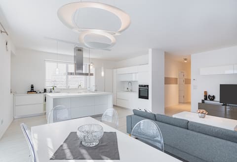 Talvera Penthouse - 125 sqm with garage in downtown Bolzano