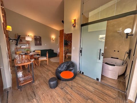 Successful Airbnb property: Solarium Chalet - Romantic Getaway with Bathtub/Hot Tub in São João Batista Do Glória