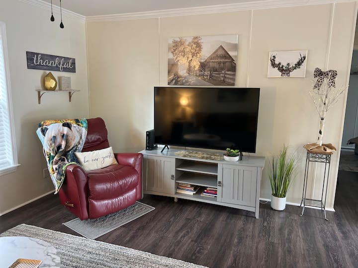 Cute & Cozy Fl Home - Lake City, FL