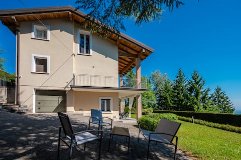 Serra House Garden [18 km from Maranello]