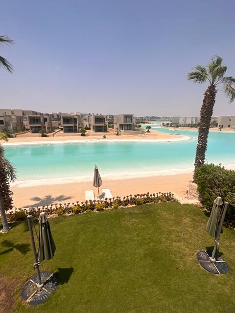 A Modern Lagoon Villa in Azha