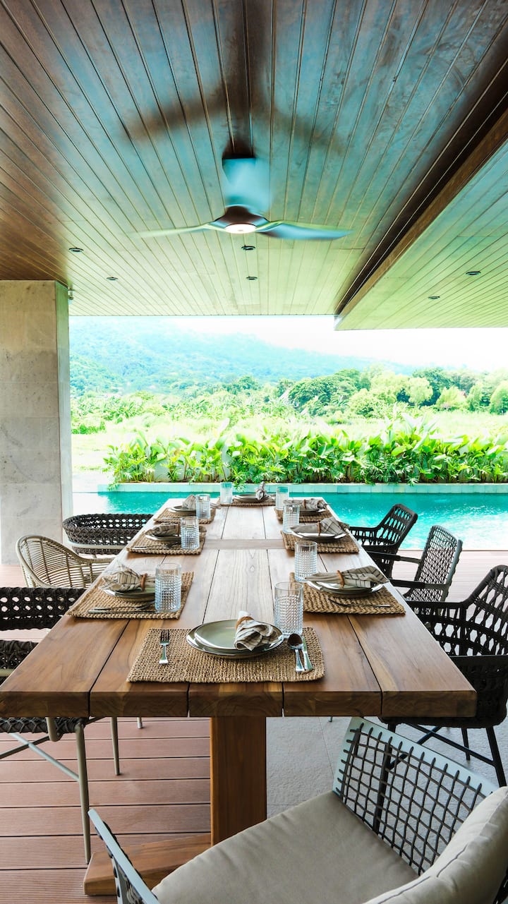 Wayan House Los Banos (20 people)