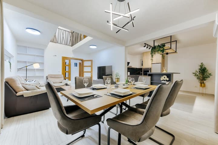 Scc Villa W/ Private Pool And Yard - Montenegro
