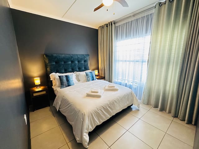 3 Bedroom Apartment – Sandown (NO Load Shedding ) gallery image 4