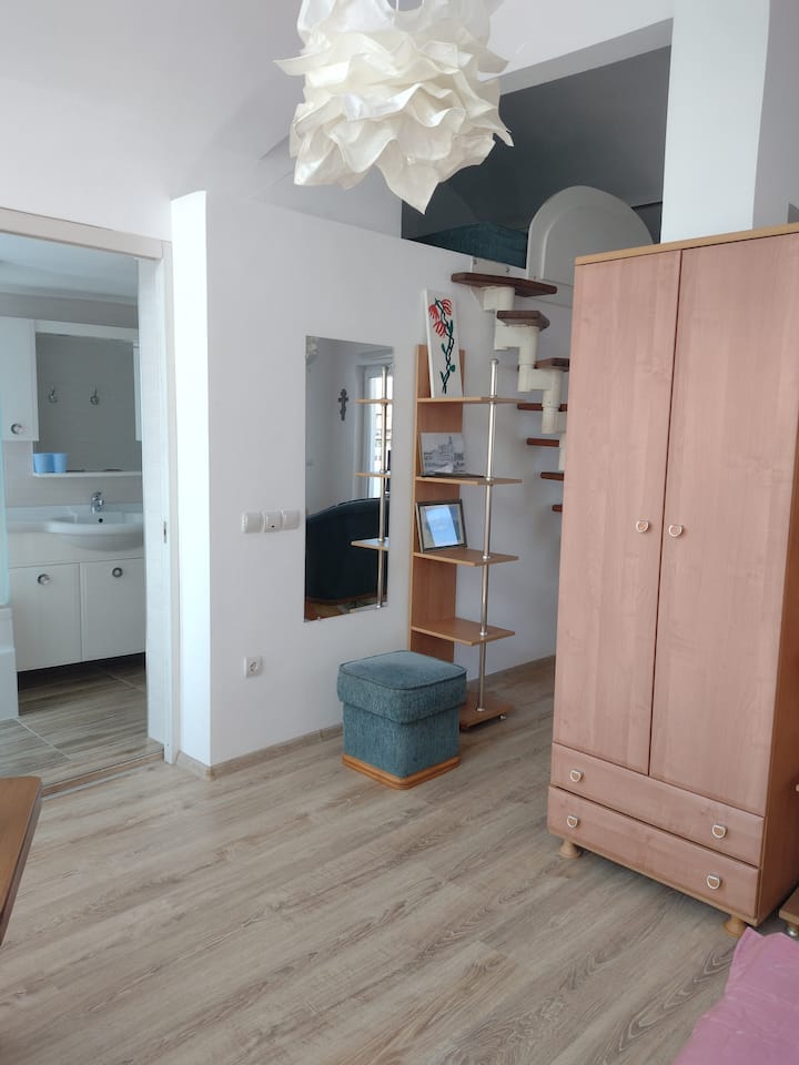 Sea View Studio Lilou  Large Balcony Cyti Center - Varna