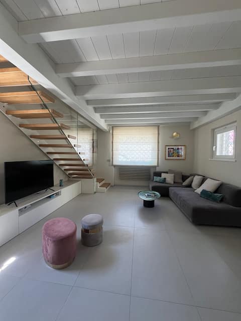 [Central Villa] 3 bedrooms + free private parking