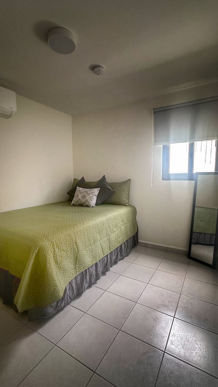 საძინებელი 1