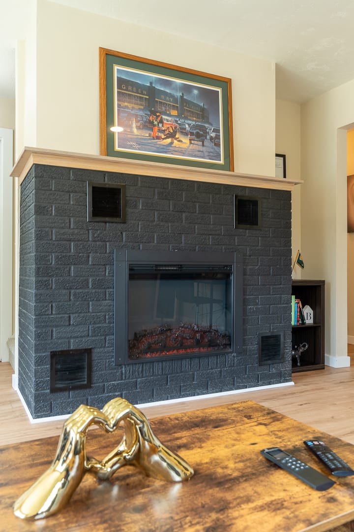 Romeo’s Roscoe Retreat-close To Lambeau - Green Bay, WI
