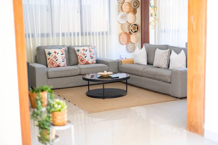 Free Power | Sleeps 12 | Pool+jacuzzi | Bbq | A/c - Punta Cana