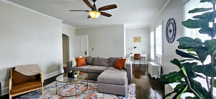 Entire Upper Level 2 Bdrm Duplex - Lancaster, OH