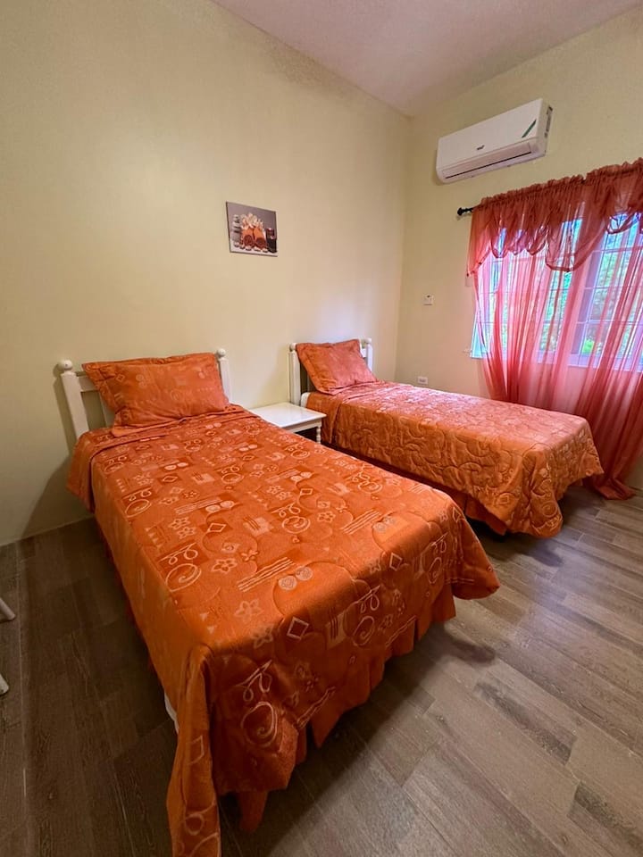 ห้องนอนเต็มรูปแบบ 2