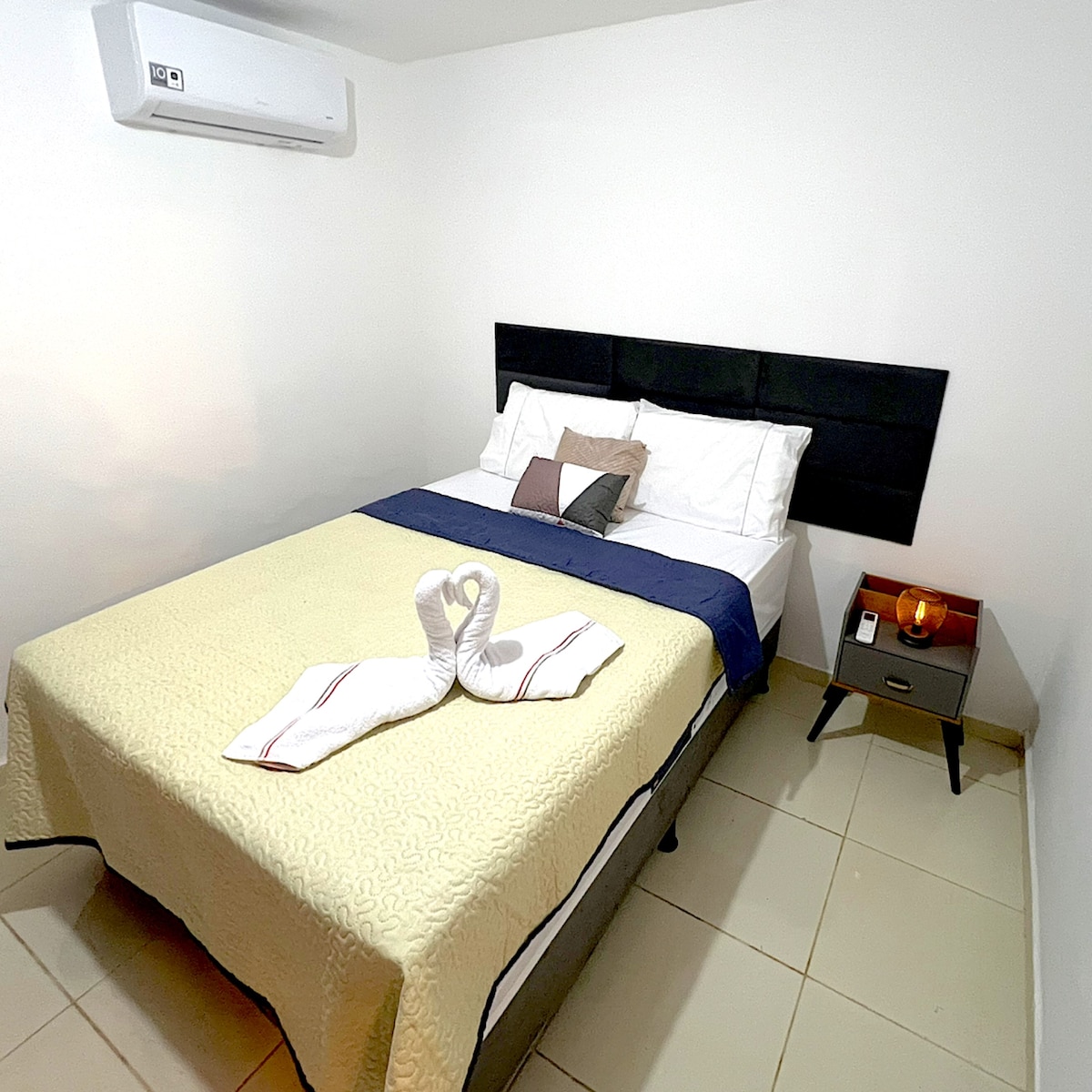 غرفة النوم 2