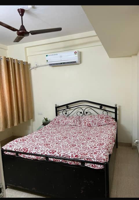 Beautiful 1 BHK With Kitchen