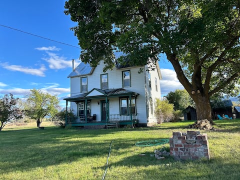 Charming 1904 Farm House