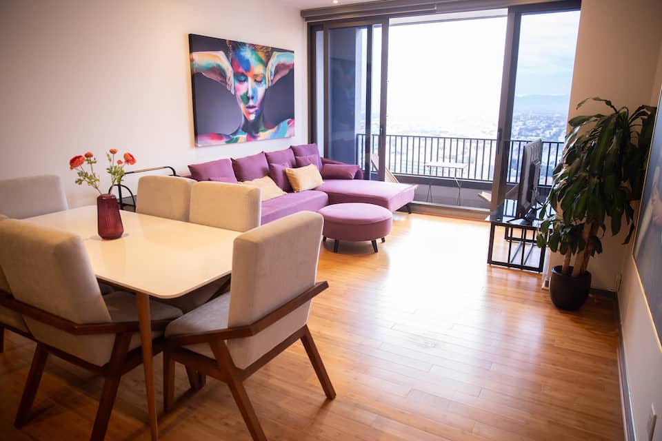 Modern stay at Bgrand — pool, gym & security — photo 9